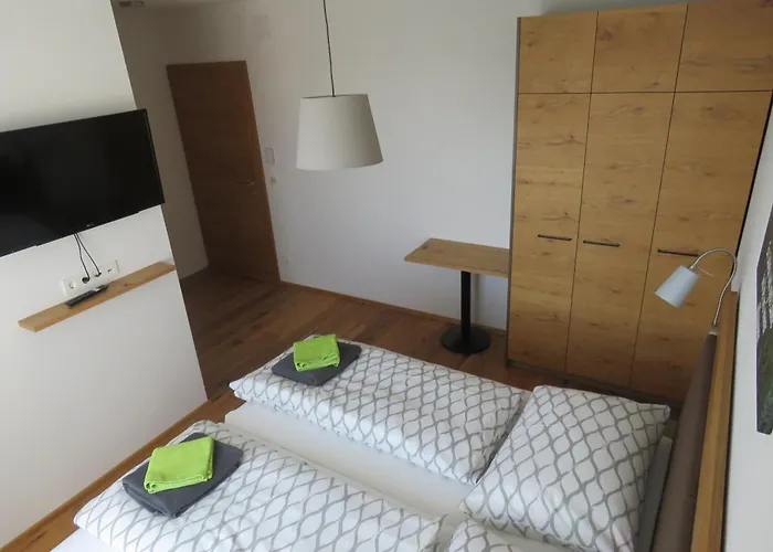 Schmidt * Kettlasbrunn